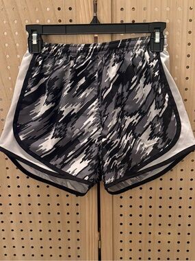 Nike Black & Gray Printed Running Shorts